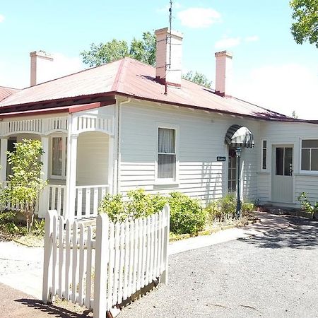 Ross B&B Accommodation Екстериор снимка