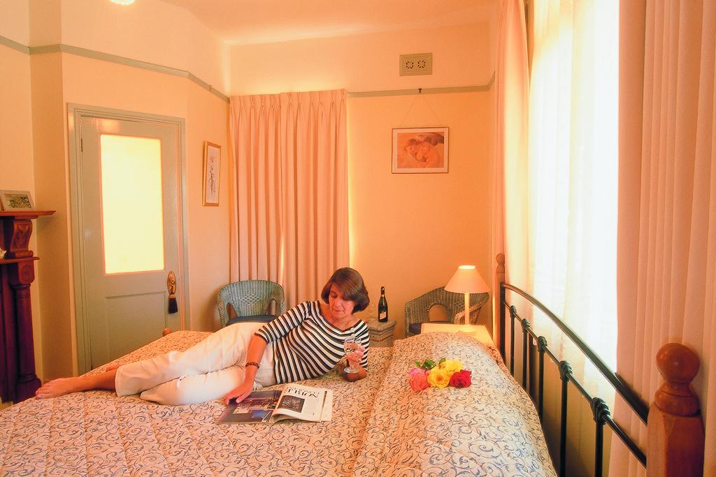 Ross B&B Accommodation Стая снимка