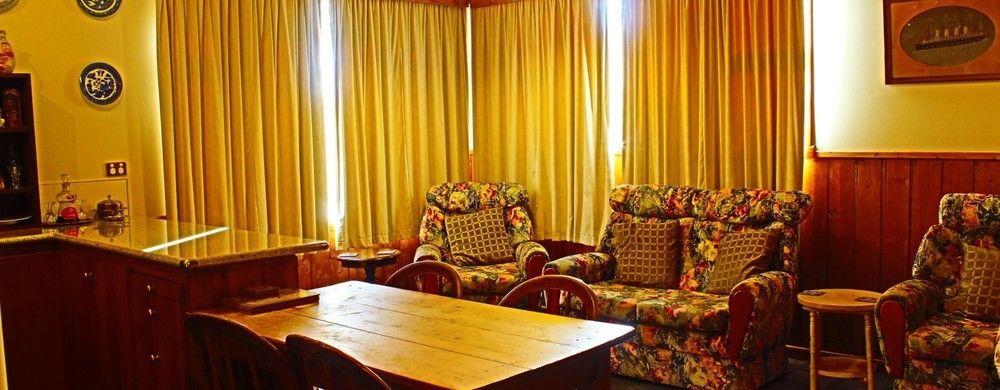 Ross B&B Accommodation Екстериор снимка